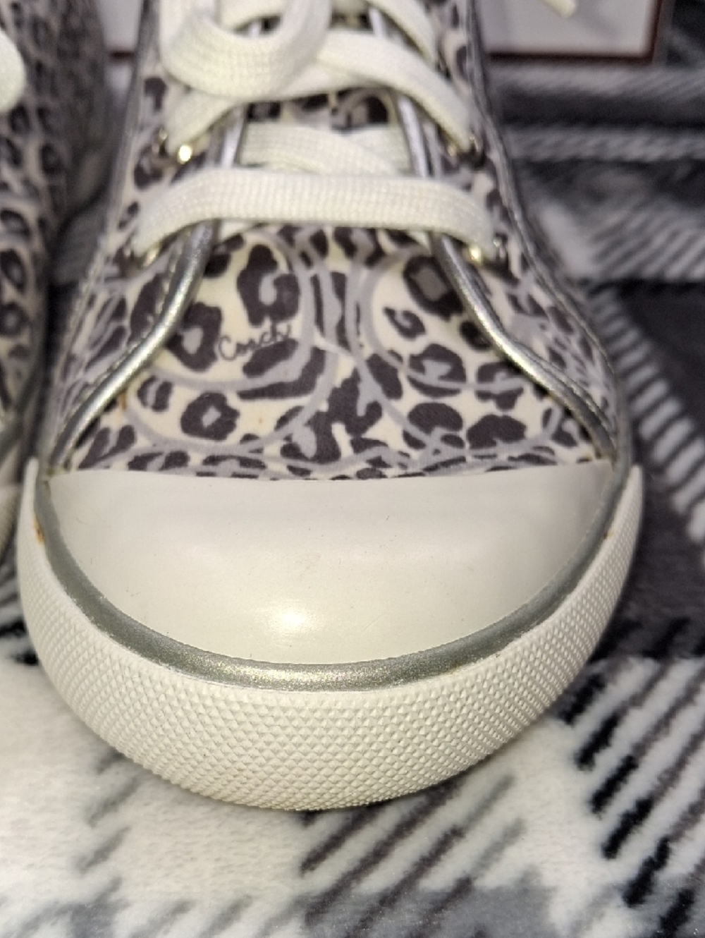 Vintage Coach Women's Leopard-Print Canvas Sneakers in White and Silver - Picture 7 of 14